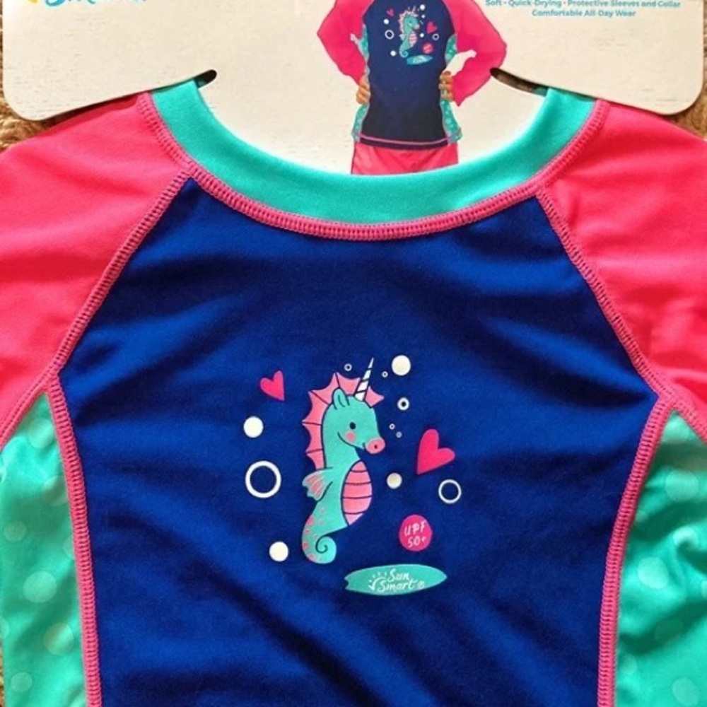 New Sun Large Smart Large Unicorn Seahorse Swim Tee Rash Guard Sun Smart UPF